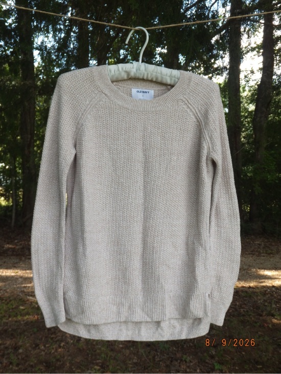 Old Navy Sweaters - Old Navy Women's Light Cream Crewneck Sweater